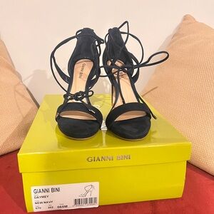 Gianni Bini Blue Heels Elegant Strappy Design